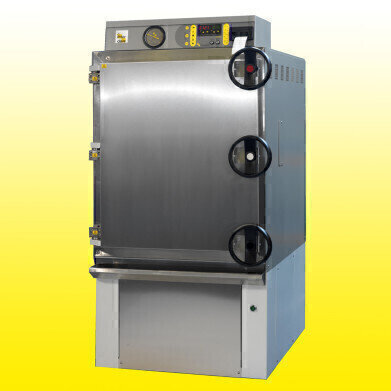 Large Chamber Lab Autoclaves for Bulky Items
