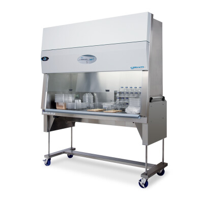 NU-677E Class II Type A2 biosafety cabinet for small animal handling